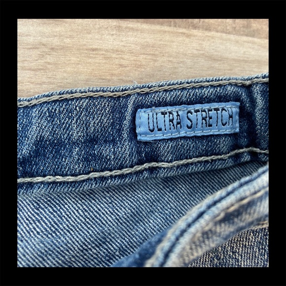 Karma Blue Jean Shorts Size 10 - Picture 3 of 8